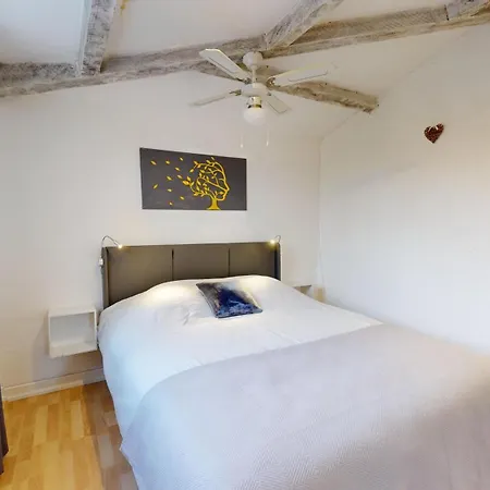 Nocleg ze śniadaniem Le Clos Des Dryades G 3*