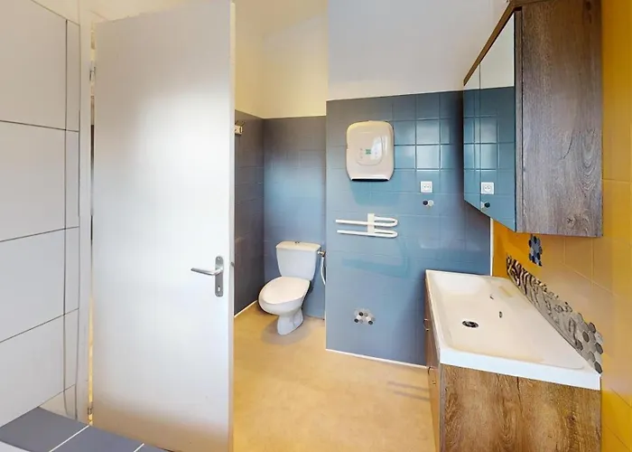 Le Clos Des Dryades G לינה וארוחת בוקר